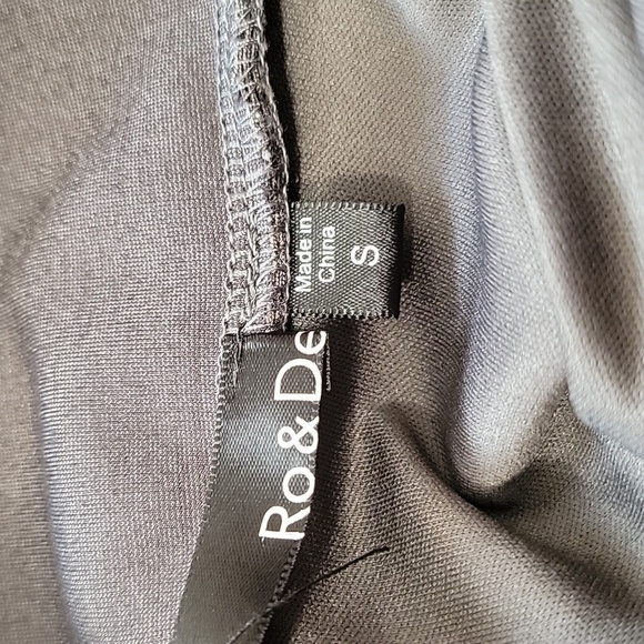 Ro & De Size S Charcoal Gray Midi Dress w/ Twist Detail Excellent Used Condition - Picture 11 of 12